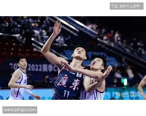 篮球热议：广州篮球队的战术争议